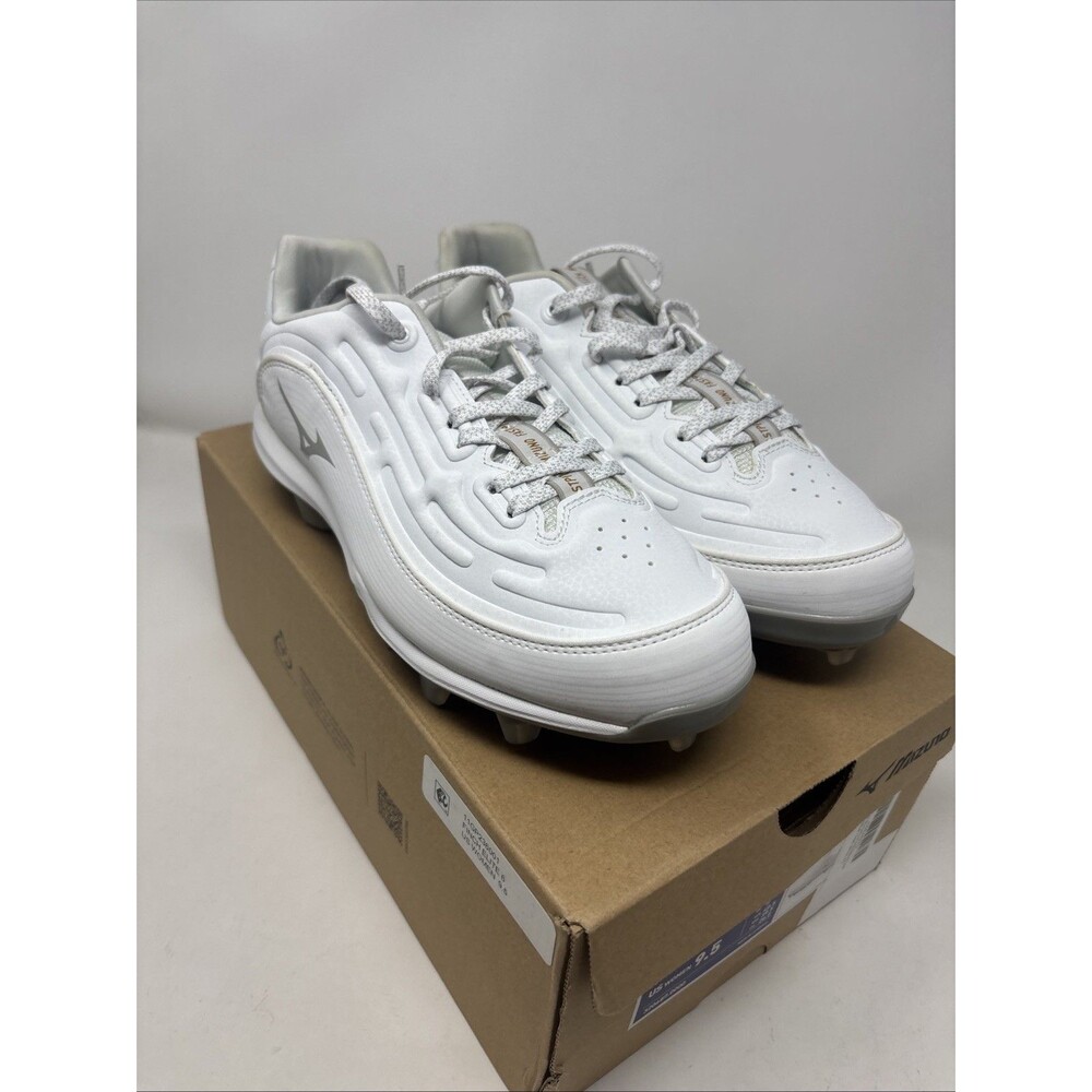 Mizuno Finch Elite 6 Women’s Softball Cleats White Low TPU Size 9.5 NEW Box
